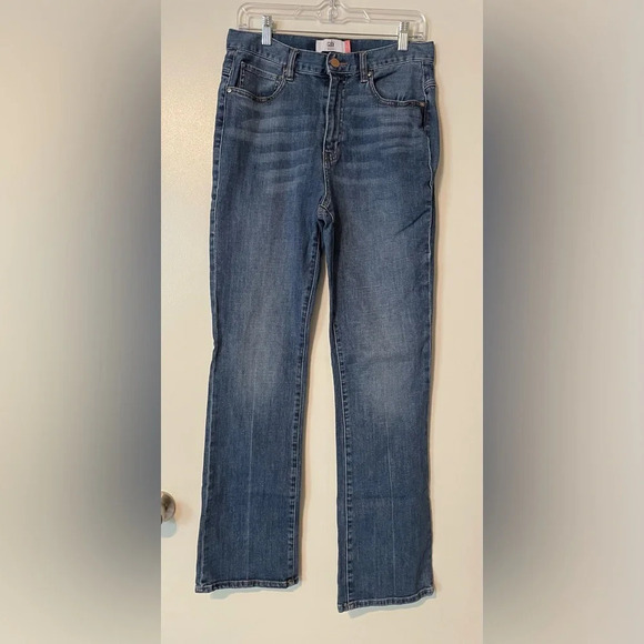 CABI 5th Avenue High Rise Flare Jeans 6069R Size 6 - Picture 2 of 16